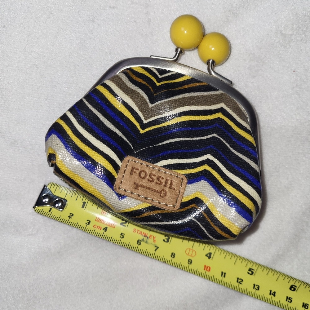 Fossil Multicolor Chevron Kisslock Coin Purse - Picture 4 of 10